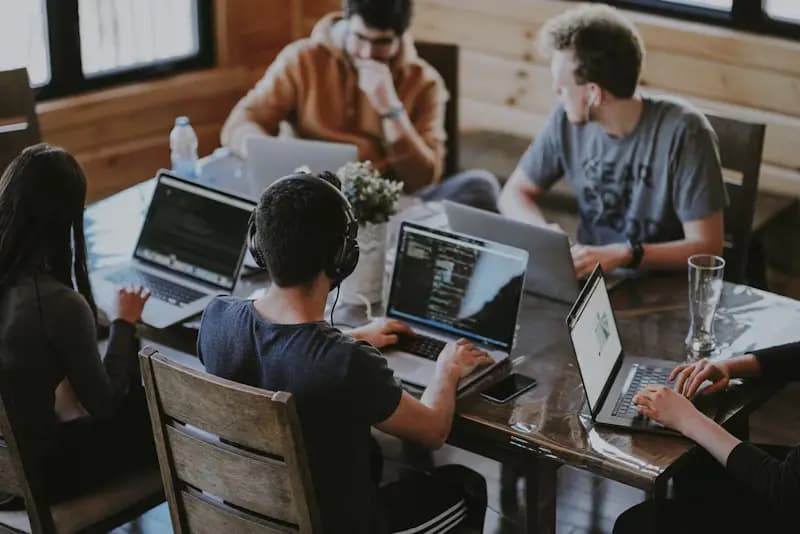 About Frontbooth